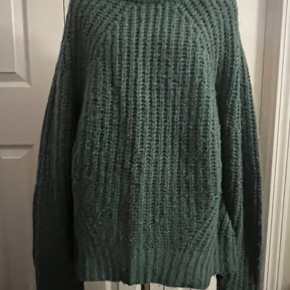 A New Day Green Textured Knit Sweater - Picture 1 of 7